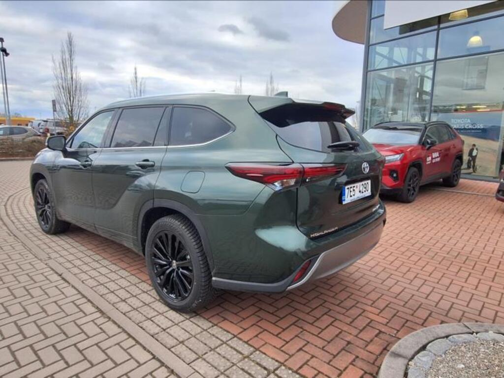 Toyota Highlander 7