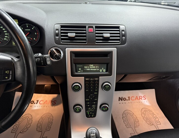 Volvo V50 17