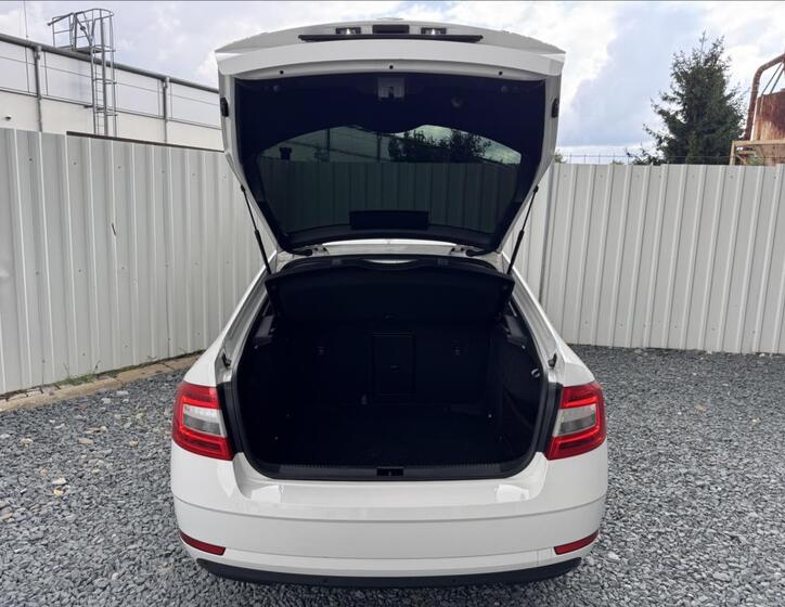 Škoda Octavia 12