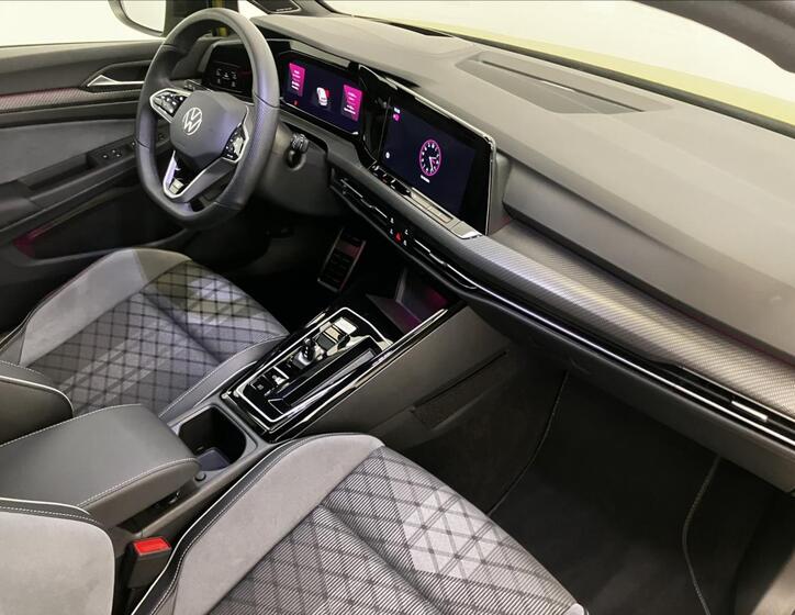 Volkswagen Golf 13