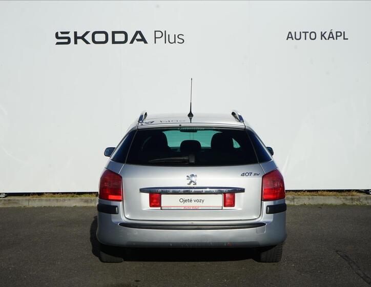 Peugeot 407 4