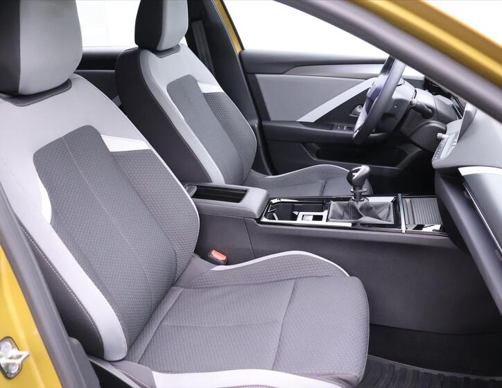 Opel Astra 13