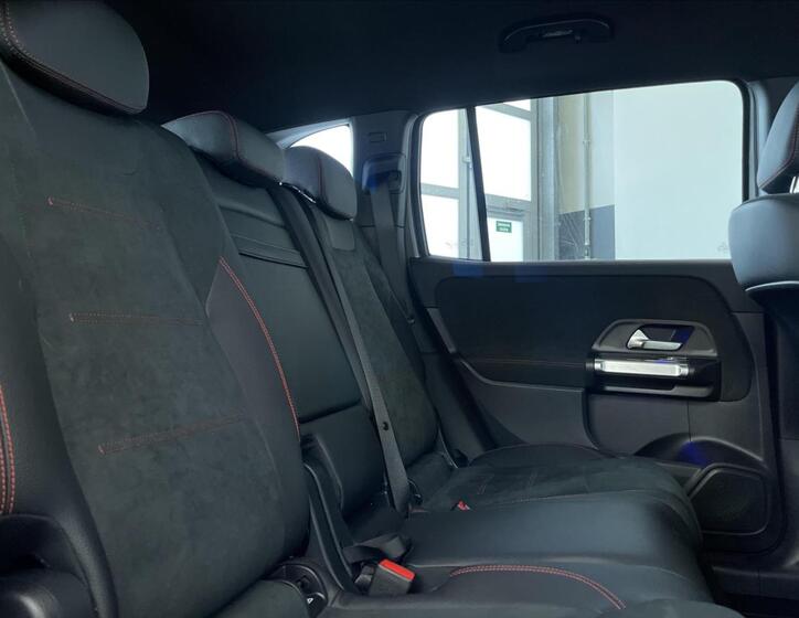 Mercedes-Benz GLB 19
