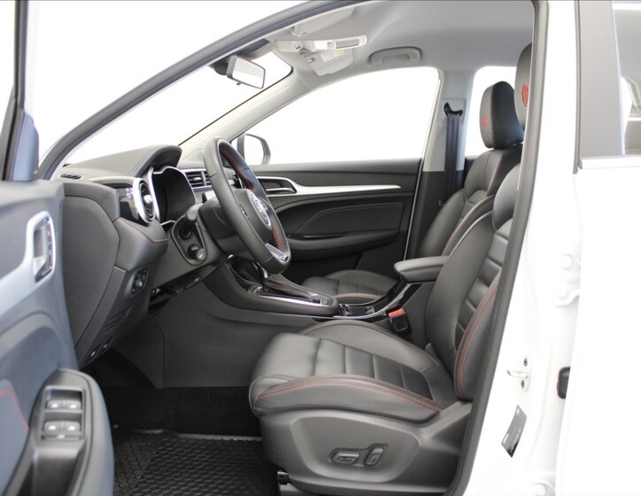 MG ZS 6