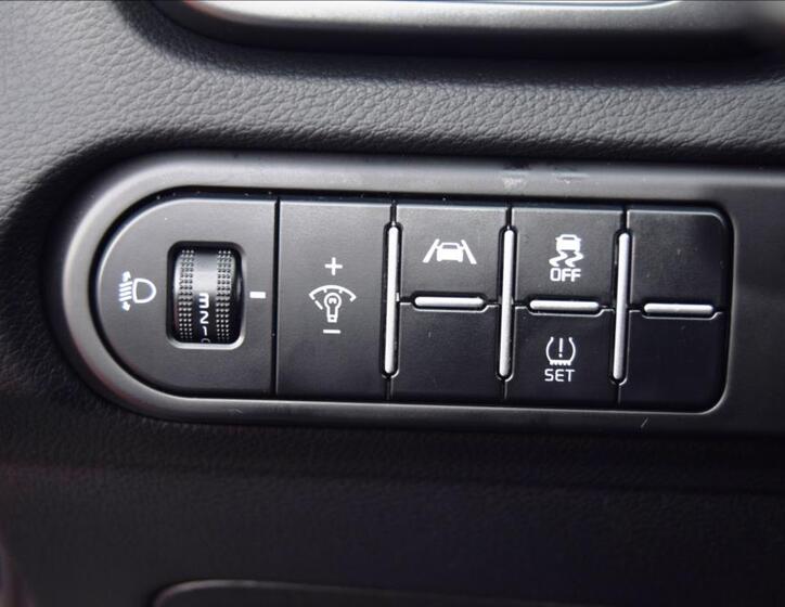 KIA Ceed 10