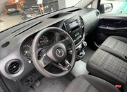 Mercedes-Benz Vito 9