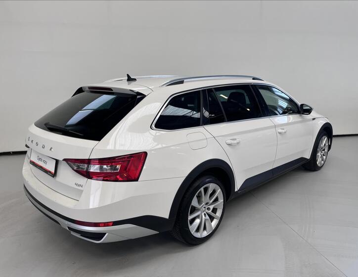 Škoda Superb 2