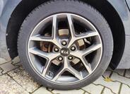 KIA ProCeed 41