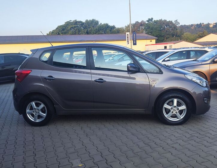 Hyundai ix20 4