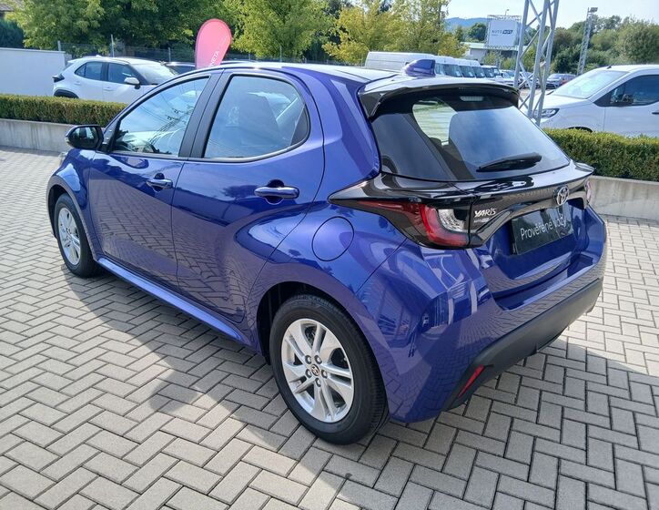 Toyota Yaris 4