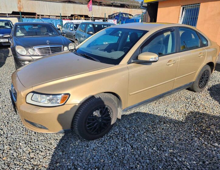 Volvo S40 3
