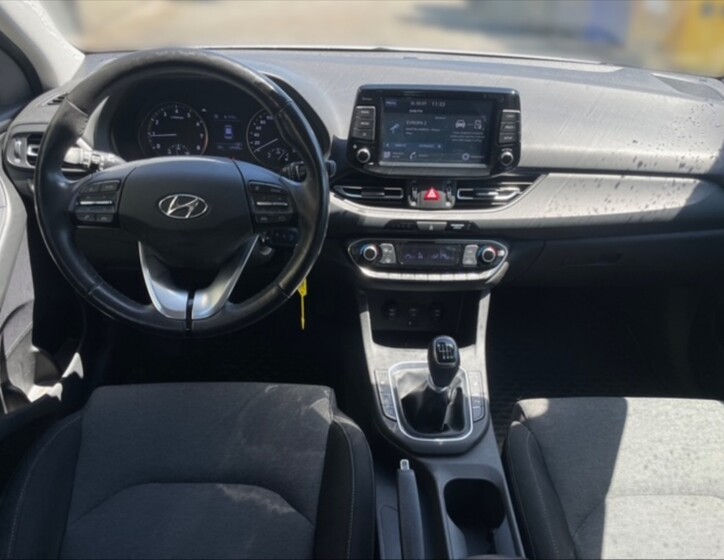 Hyundai i30 9