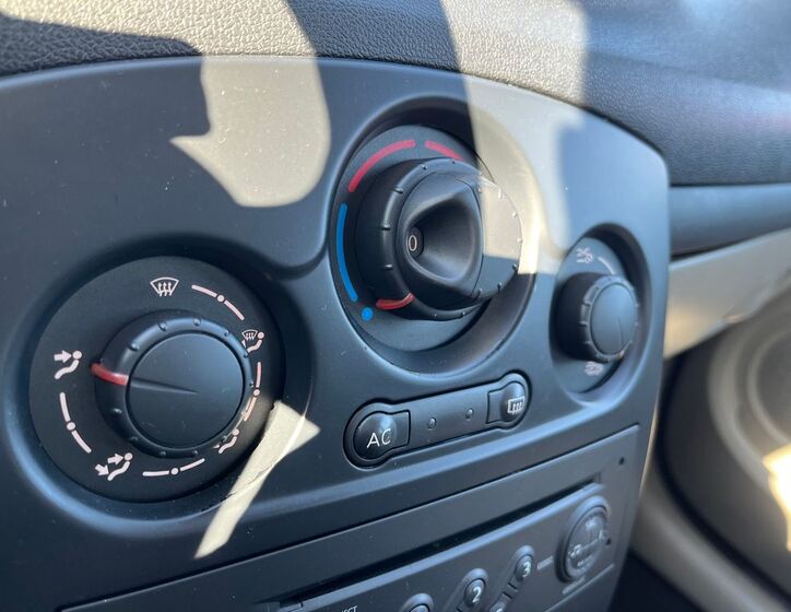 Renault Clio 26