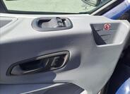 Ford Transit 9