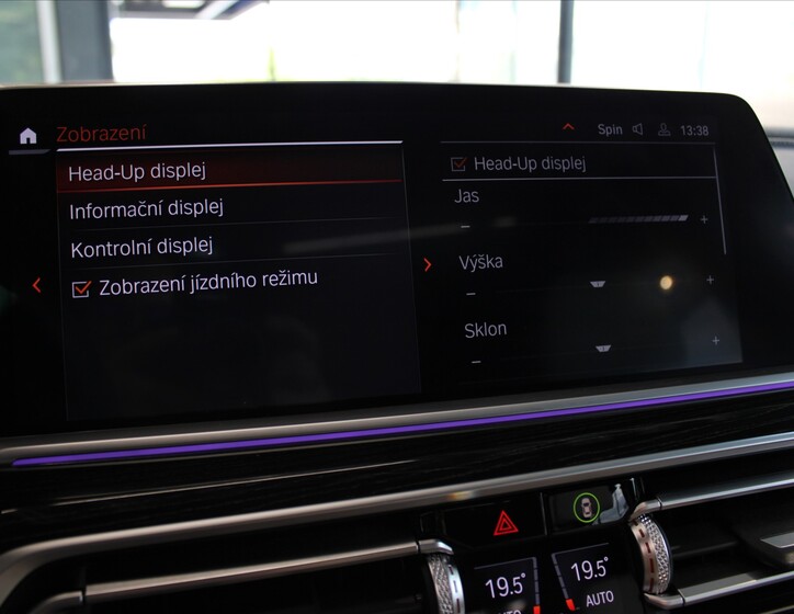 BMW X7 21