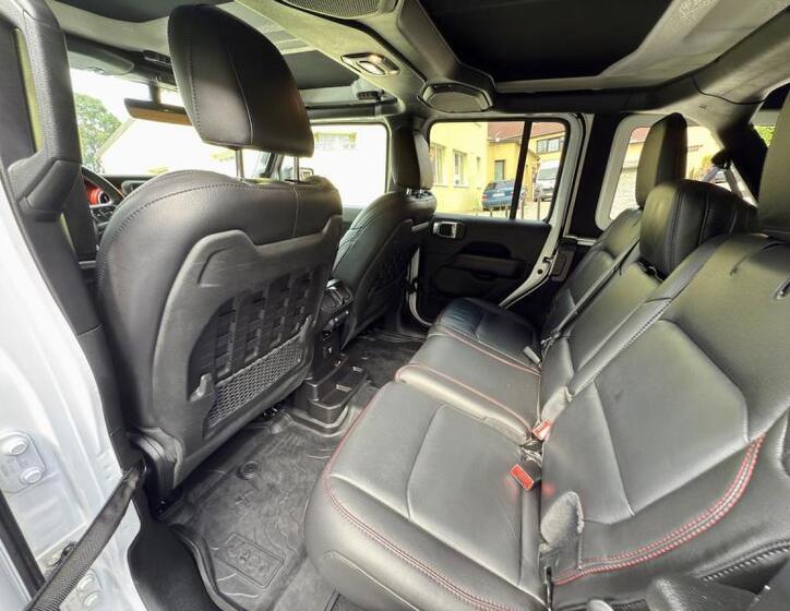 Jeep Wrangler 9