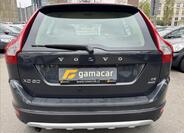 Volvo XC60 9