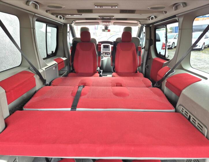 Opel Vivaro 16