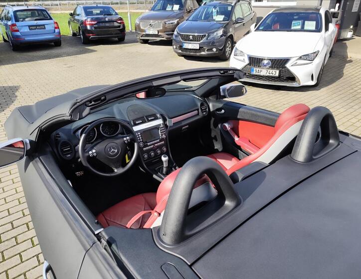 Mercedes-Benz SLK 15