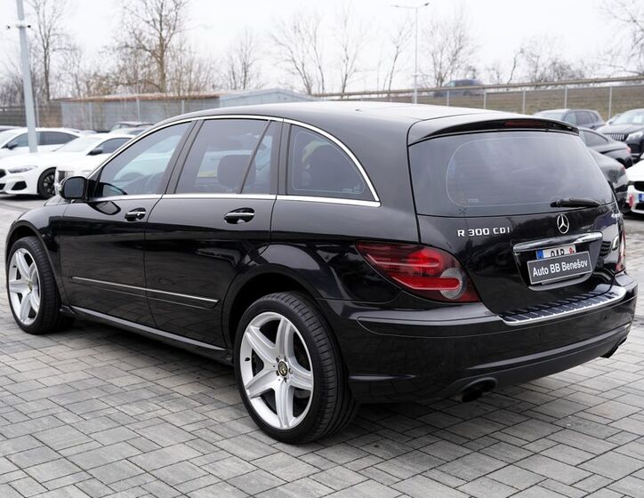 Mercedes-Benz Třídy R 4
