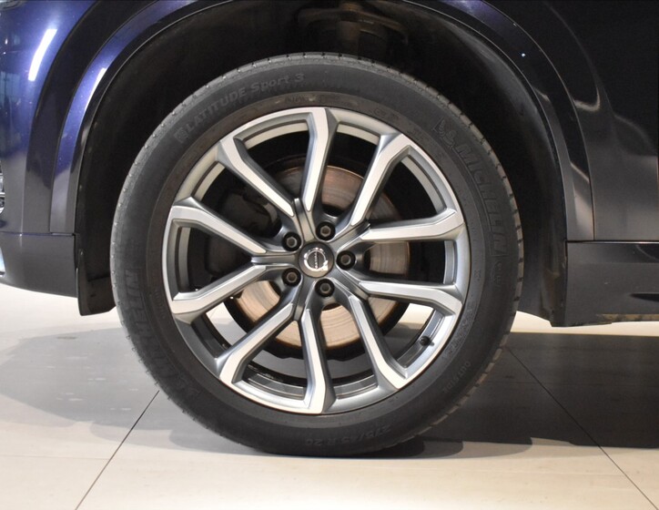 Volvo XC90 7
