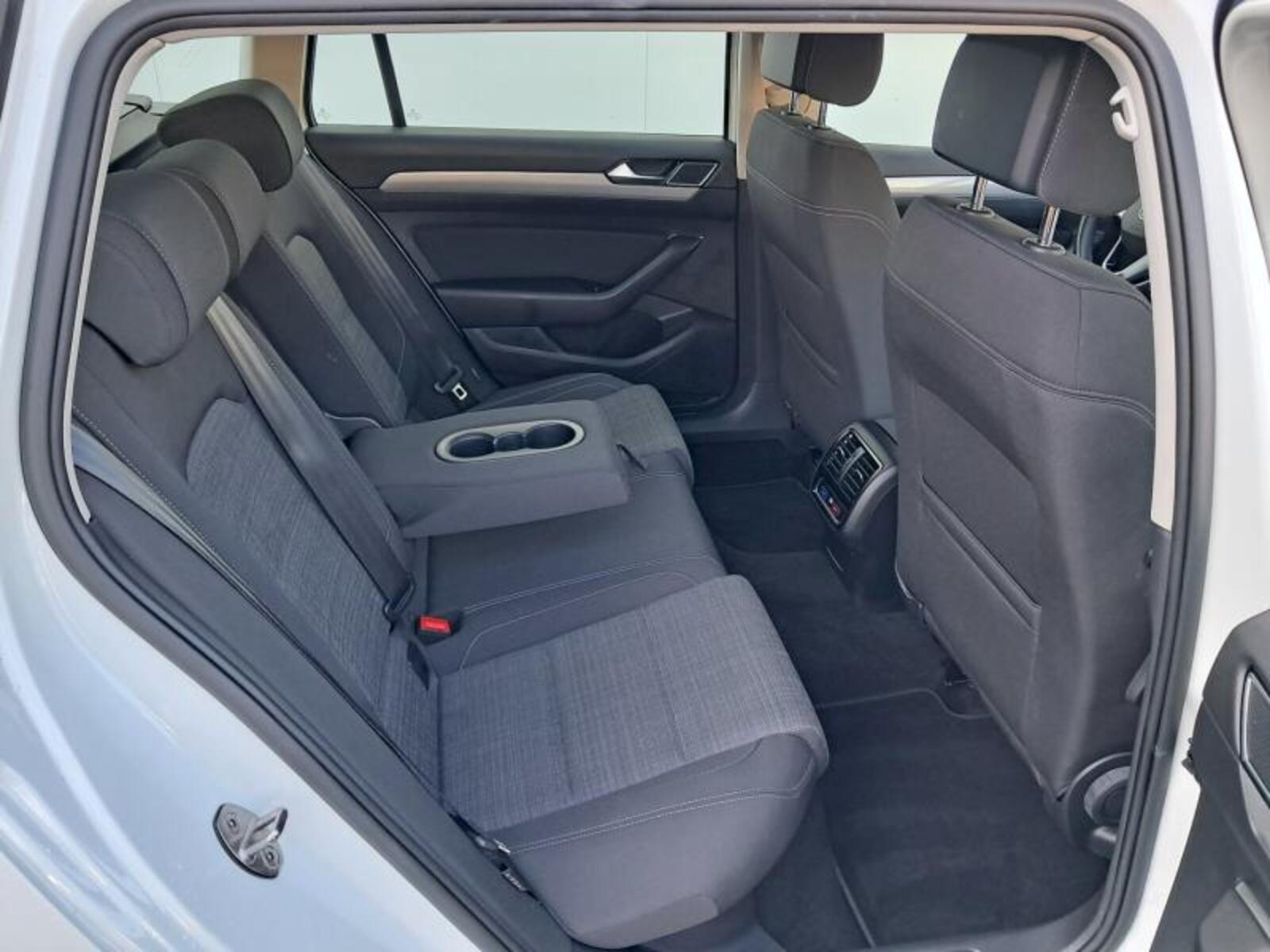 Volkswagen Passat 23
