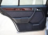 Mercedes-Benz 124 28