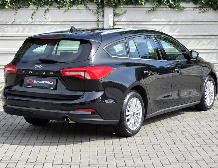 Ford Focus 6