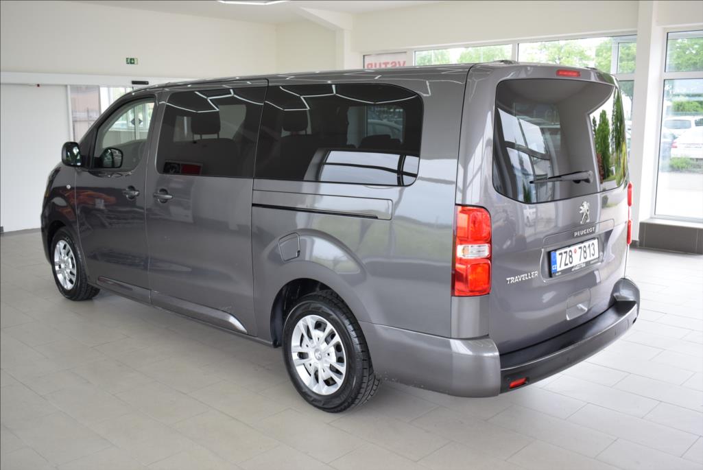 Peugeot Traveller