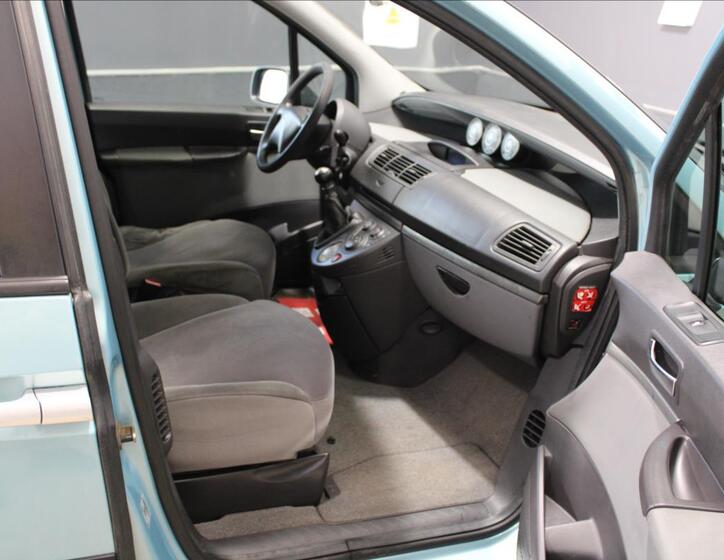 Citroën C8 16