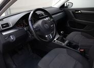 Volkswagen Passat 10