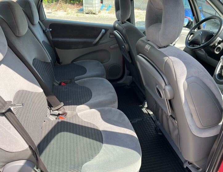 Citroën Xsara Picasso 10