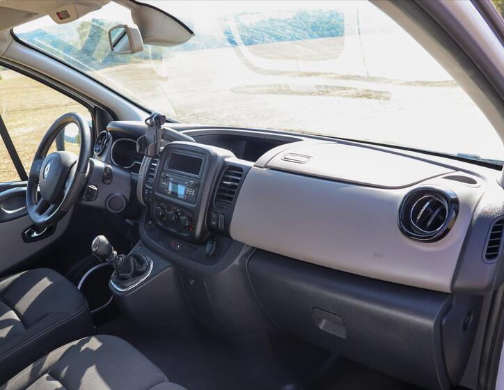 Renault Trafic 28