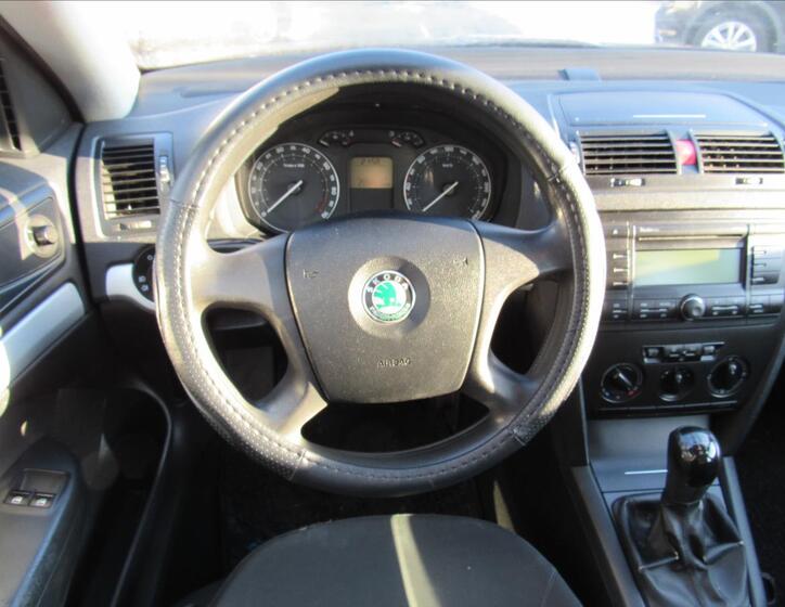Škoda Octavia 12