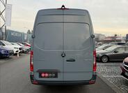 Mercedes-Benz Sprinter 5