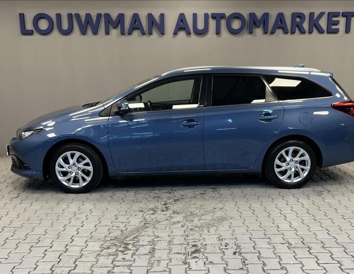 Toyota Auris 3