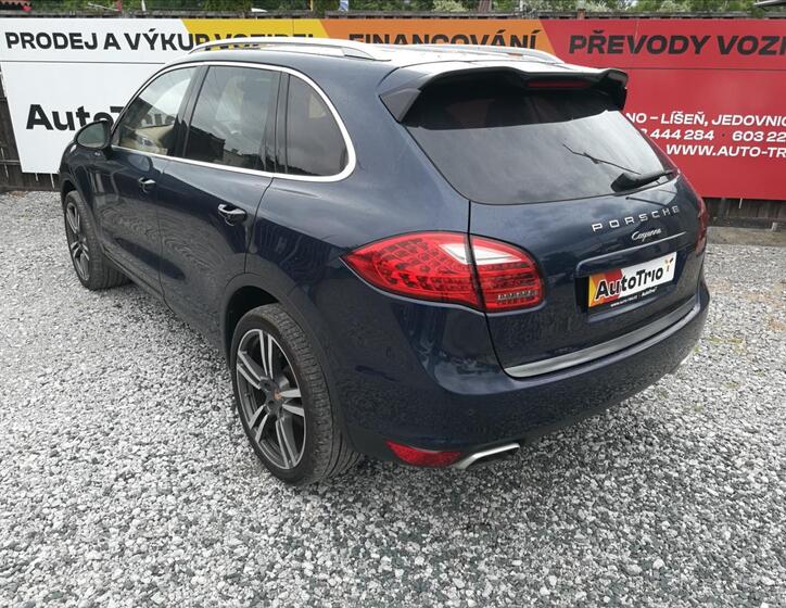 Porsche Cayenne 4