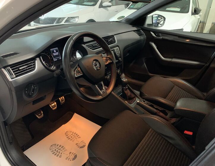 Škoda Octavia 15