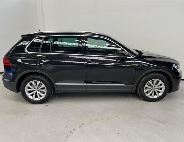 Volkswagen Tiguan 4