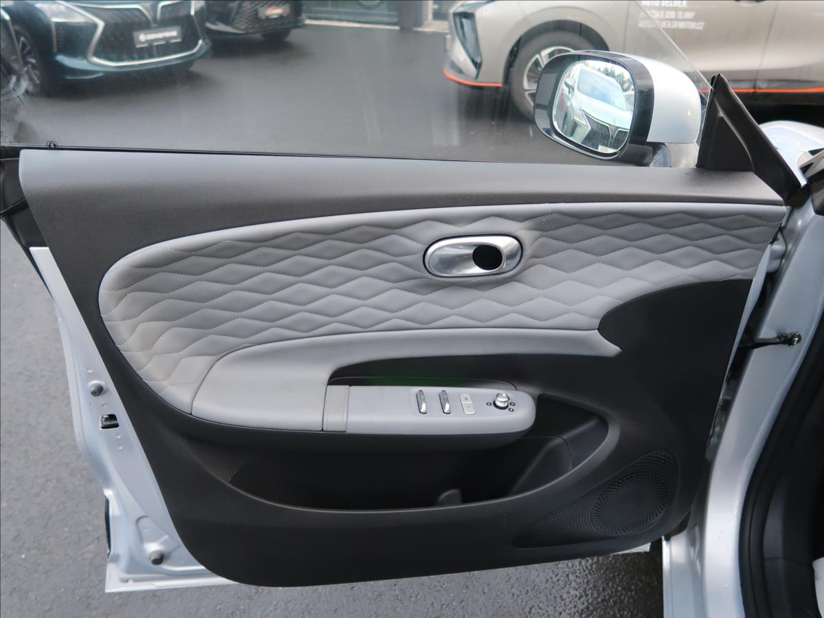 Dongfeng Box