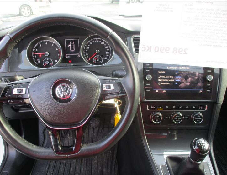 Volkswagen Golf 14
