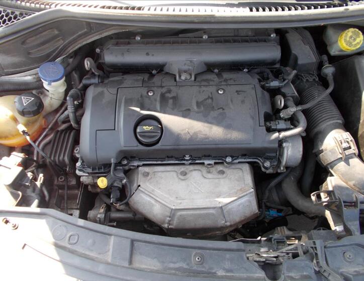 Peugeot 207 25