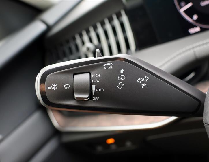 Škoda Superb 24