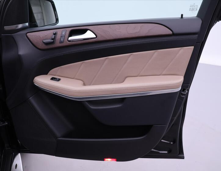 Mercedes-Benz GL 14