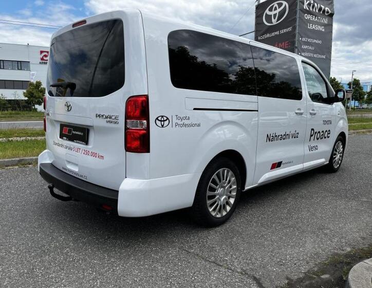 Toyota ProAce Verso 4