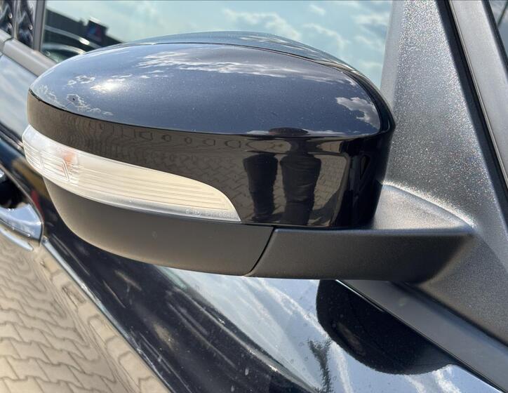 Ford S-MAX 12