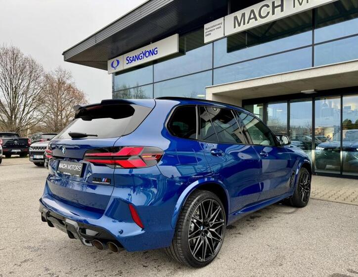 BMW X5 8