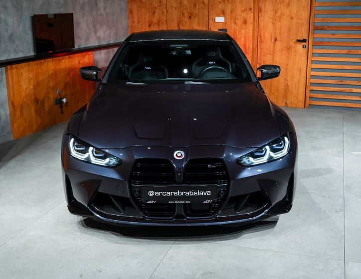 BMW M4 7