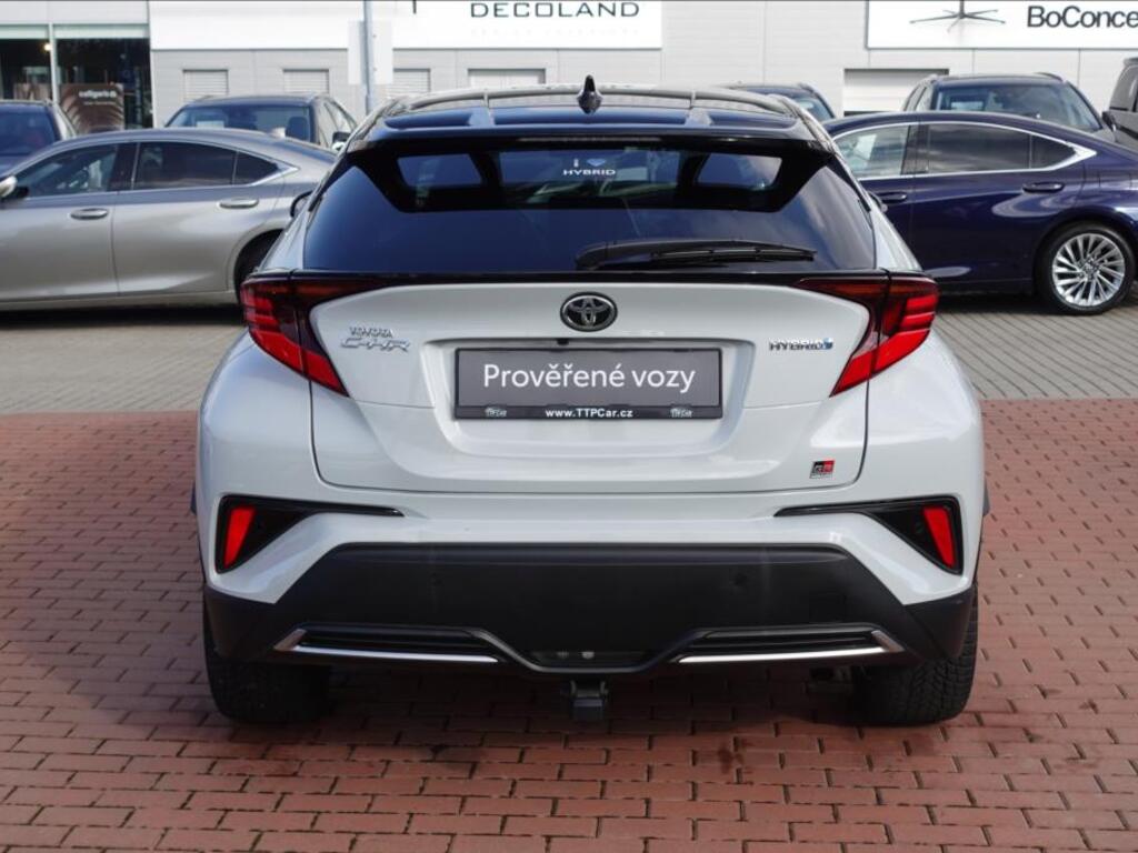 Toyota C-HR 5