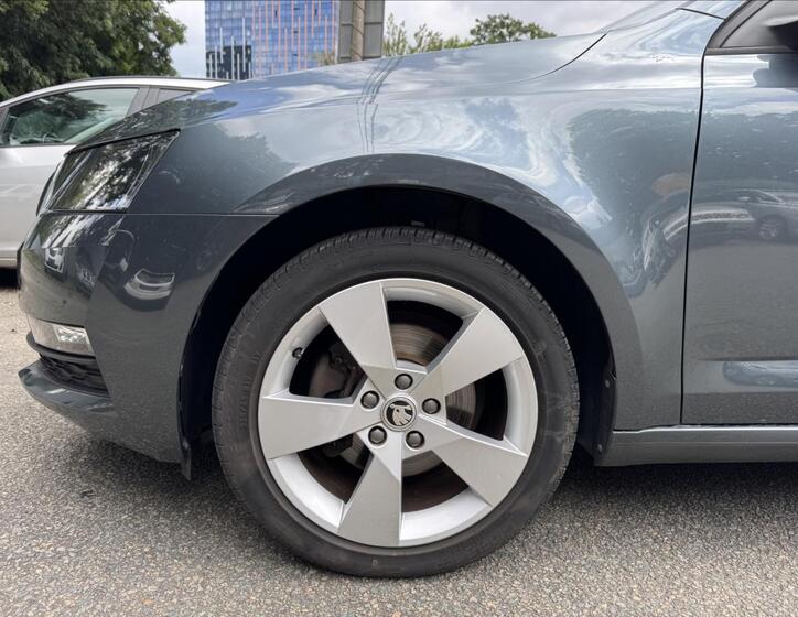 Škoda Octavia 18